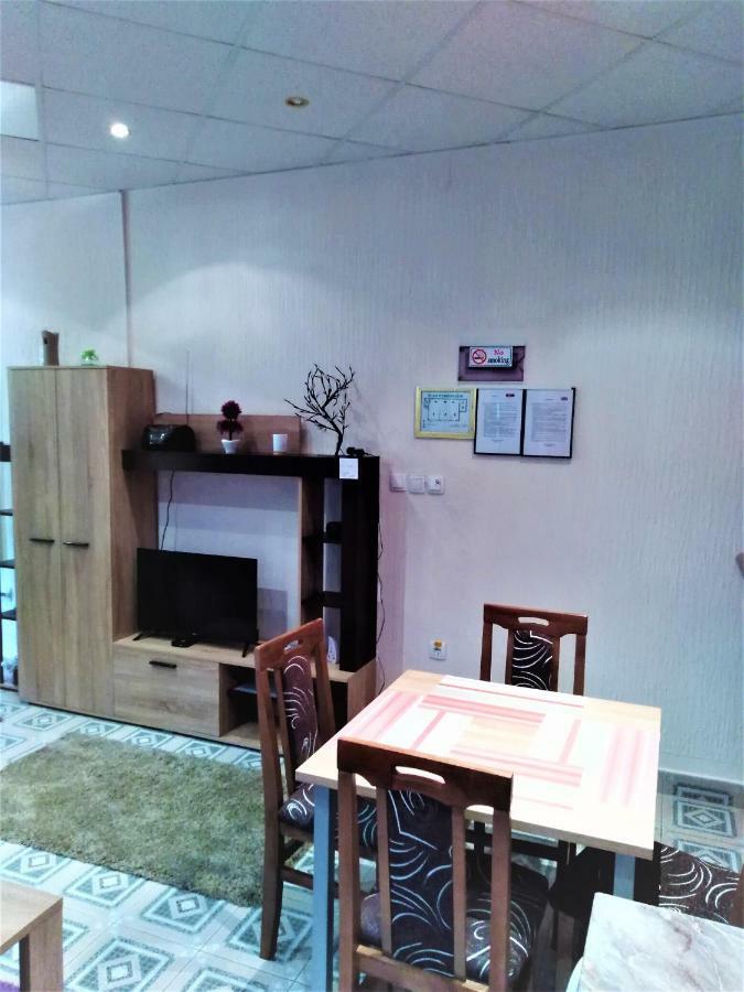 Apartments Barocco Ґолубац Екстер'єр фото